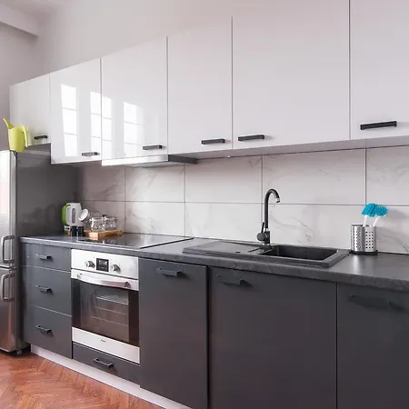 3citygo Apartament Podjazd Διαμέρισμα *